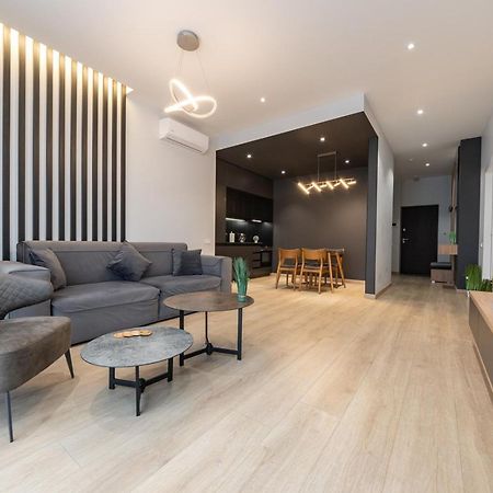 Royal Tower Residence Big Vip Apartment In Center Floor 27 เคียฟ ภายนอก รูปภาพ