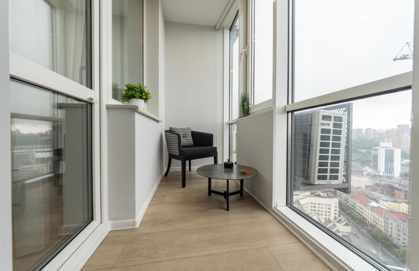 Royal Tower Residence Big Vip Apartment In Center Floor 27 เคียฟ ภายนอก รูปภาพ