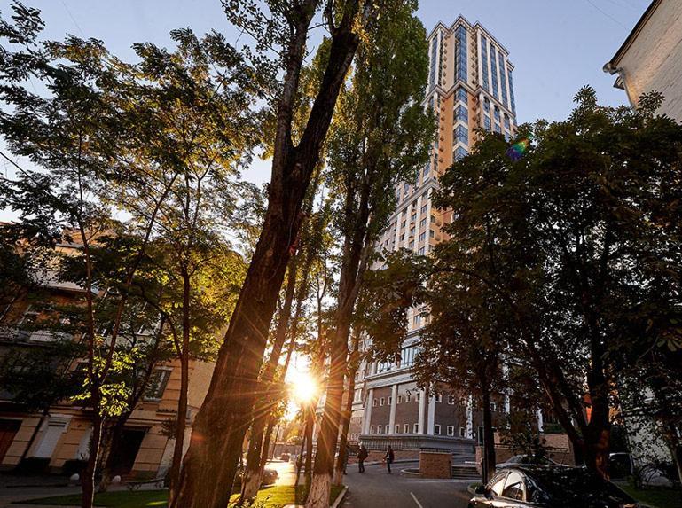 Royal Tower Residence Big Vip Apartment In Center Floor 27 เคียฟ ภายนอก รูปภาพ