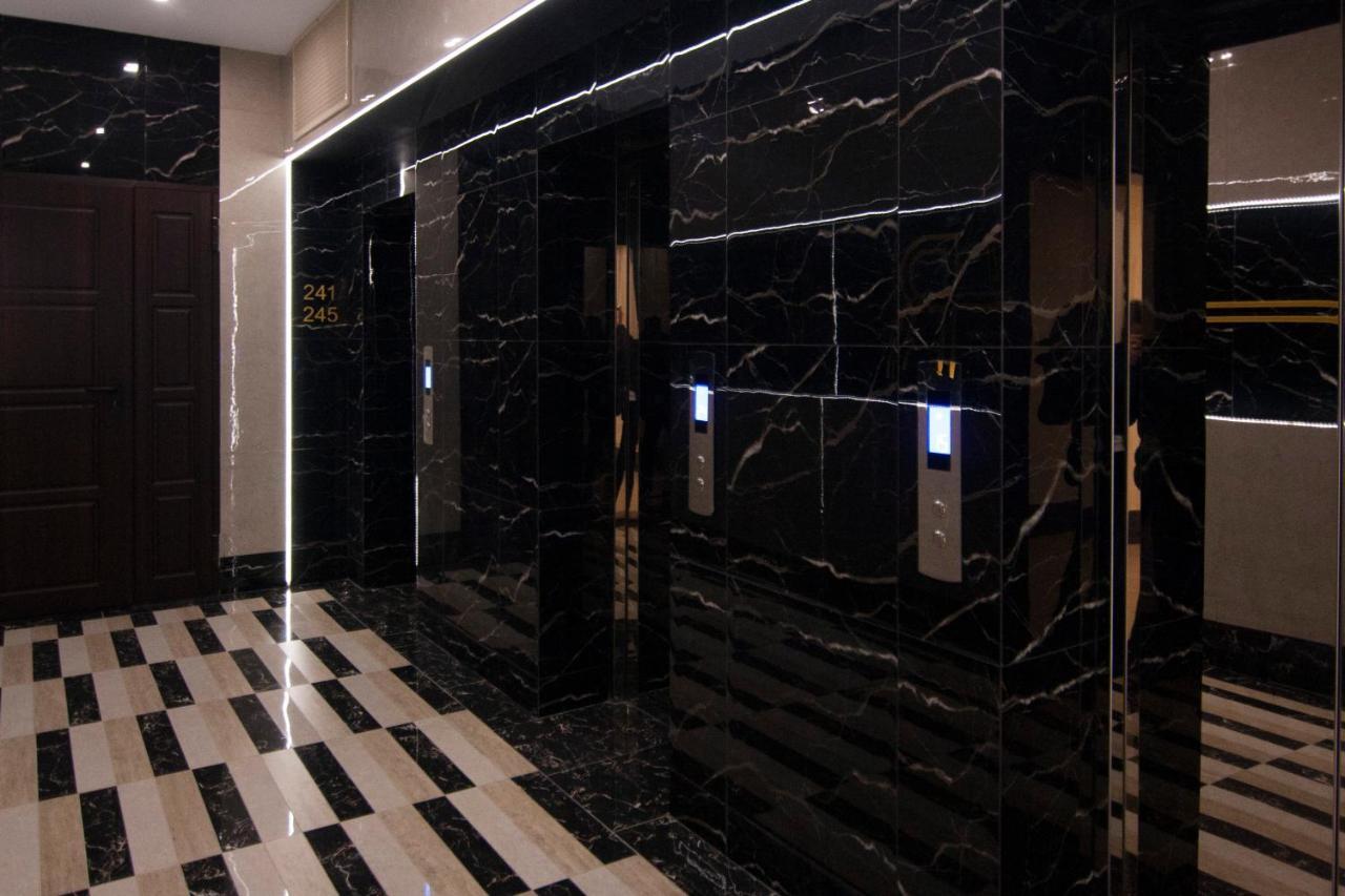 Royal Tower Residence Big Vip Apartment In Center Floor 27 เคียฟ ภายนอก รูปภาพ